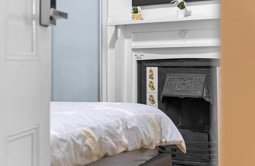 Lidcombe House | Budget-Friendly Lidcombe Boutique Guest House Near Berala