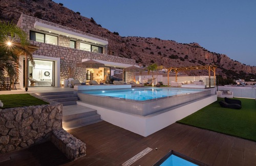 Prassonissi Villa | Relax at Lido Blue Villa with Pool and Ocean Views