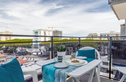 Lido degli Estensi Apartment | Cozy Lido degli Estensi Flat Steps from the Beach