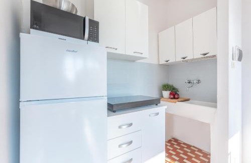 Lido di Pomposa Apartment | Cozy Lido di Pomposa Flat Steps from the Beach, Pet Friendly
