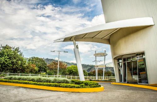 San Cristóbal Hotel | Elegant Lidotel San Cristóbal: 5-Star Comfort Awaits