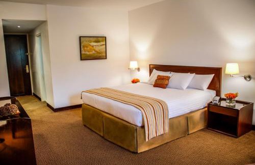 San Cristóbal Hotel | Elegant Lidotel San Cristóbal: 5-Star Comfort Awaits