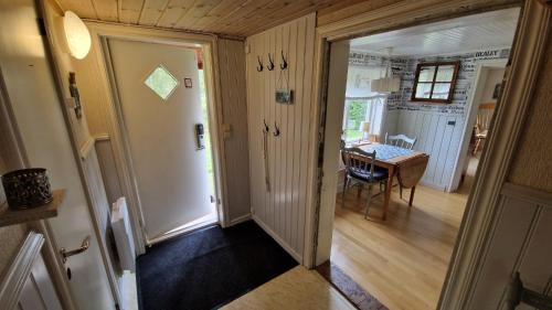 Kristinehamn House | Cozy Lidsbergs Torp i Ölme with Ocean View & Family Fun
