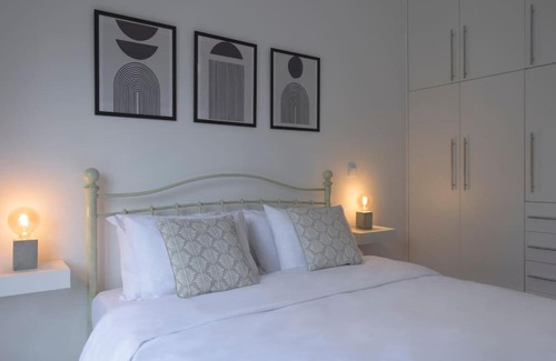 Athens Apartment | Liebe: Family-Friendly Apartment with Top 10/10 Rating