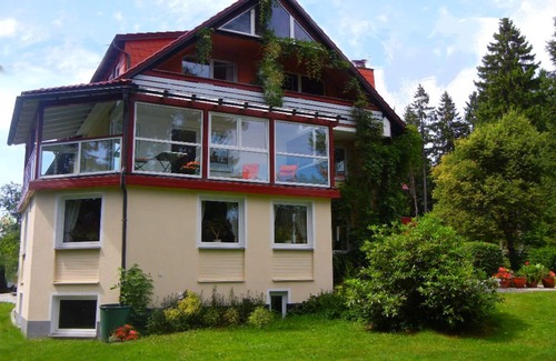 Fleckl Apartment | Cozy Apartment Near Ochsenkopf Cable Car with Great Amenities