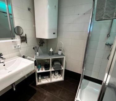 Thaur Apartment | Cozy Apartment: Family-Friendly Retreat with Great Reviews