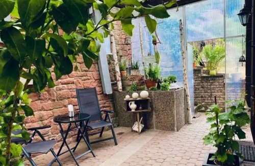 Lambrecht Apartment | Cozy LIEBLINGSPLATZ with Breakfast and Scenic Views