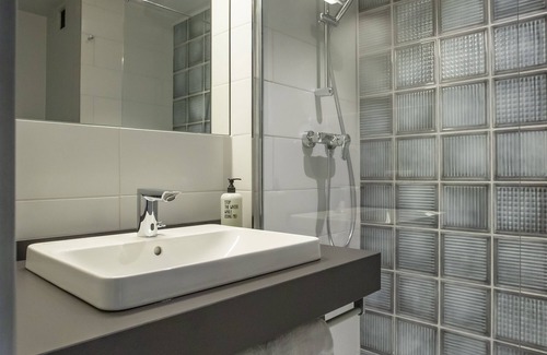 Groemitz Hotel | Discover Surf Rescue Club: Family-Friendly with Dining Options
