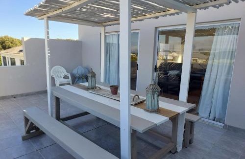 Still Bay Apartment | Escape to Lieflappie with Oceanfront Views & Cozy Fireplaces
