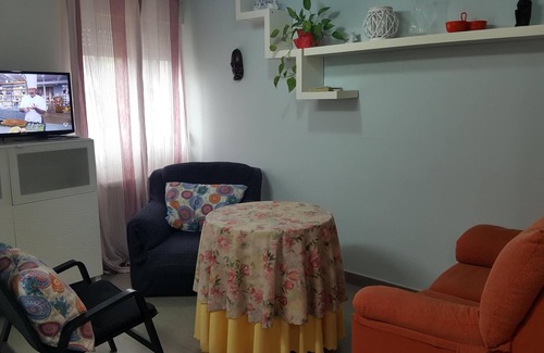 Liencres Apartment | Beachside Retreat in Liencres with Free Wi-Fi & Spa