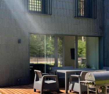 Palanga Apartment | Guest Rated 9.9: Liepų Vila - Family-Friendly Retreat