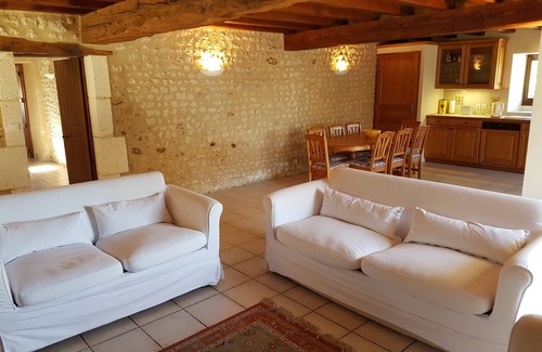 Montboyer House | Ideal Destination for Family Gatherings and Celebrations
