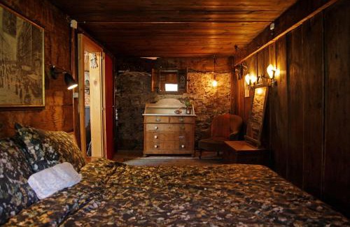 Le Tretien Ski Chalet | Discover Lieu Secret in the Enchanting Swiss Alps