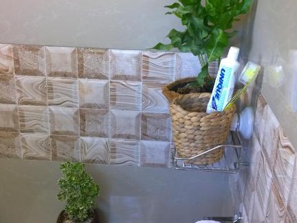 Balangiga House | Pet-Friendly Retreat: Liezl Tiny House for Family Getaways
