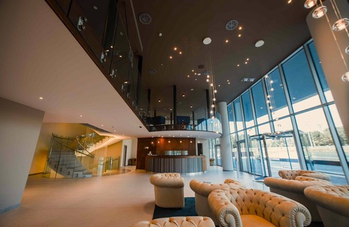 Bergamo Hotel | Discover Life Hotel: Wheelchair Accessible with Spa & Dining