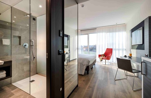 Bergamo Hotel | Discover Life Hotel: Wheelchair Accessible with Spa & Dining