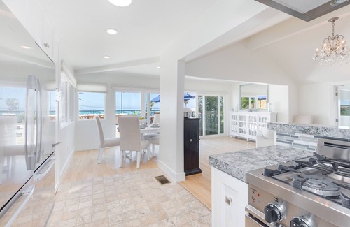 Eastern Malibu House | Experience Malibu: Oceanfront 3-Bedroom Home with Views