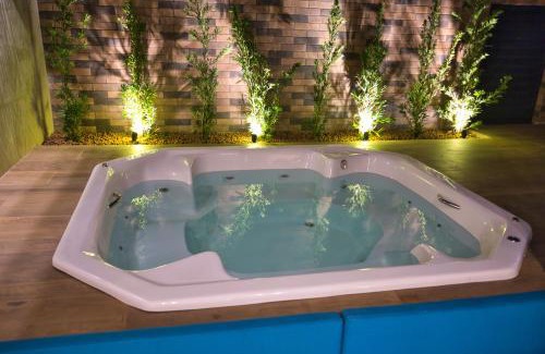 Centro Apartment | Discover Life Residence: Oceanfront Retreat with Spa & Pool
