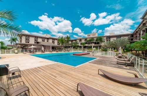 Smin Apartment | Relaxing Life Resort by the Lakeside with Spa & Ocean Views