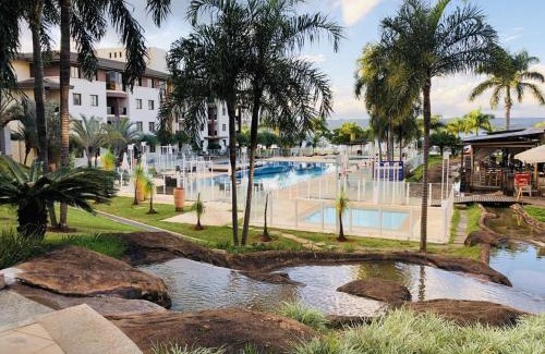 Smin Apartment | Relaxing Life Resort by the Lakeside with Spa & Ocean Views
