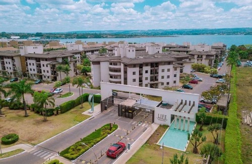 Smin Apartment | Relaxing Life Resort by the Lakeside with Spa & Ocean Views