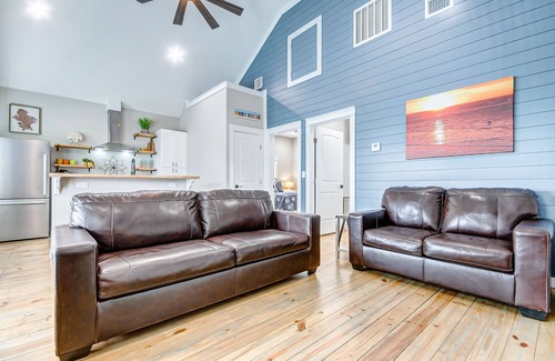 Port Bolivar House | Relax at Life's a Breeze: Oceanfront 2 Bedroom Retreat