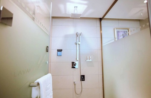 Longgang Hotel | Lifeng Hotel - Pingshan Railway Station