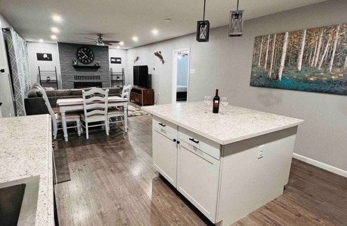 College House | Experience Bliss on the River with Ocean Views & Spa
