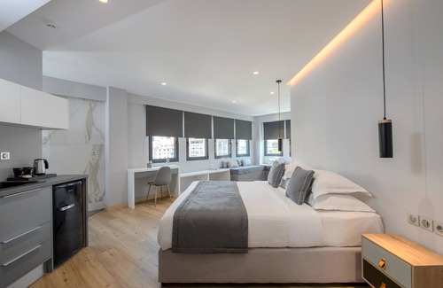 Nea Smirni Hotel | Indulge in a Hydromassage Suite at Convo 212 Aparthotel