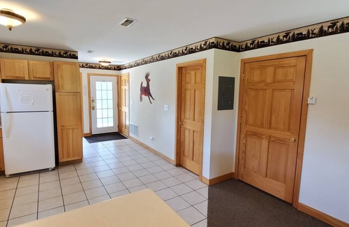 Oglesby Villa | Unforgettable Getaway: Hiking, WIFI & Family-Friendly Fun