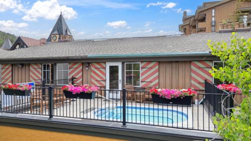 Vail House | Relax at Lift House Lodge: Premium Studio in Lionshead