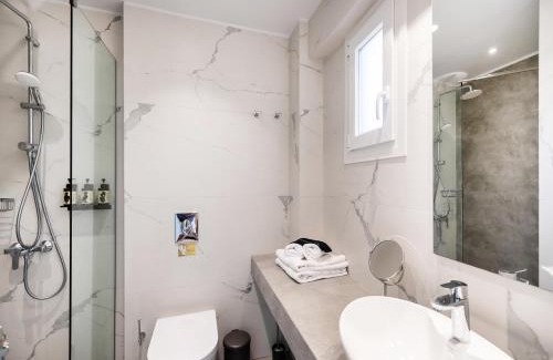 Lygia Bed & Breakfast | Relax at Ligato Thalero: Family-Friendly with Pool Access