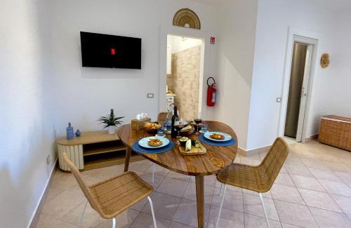 Anzio Apartment | LIGEA APARTMENT - Bright Mediterranean Home with Bali-Inspired Touches - Central Anzio near Sea, Train and Bus Station