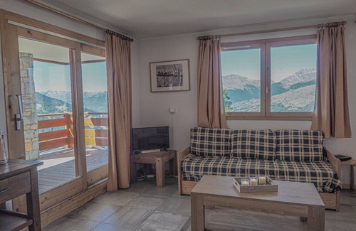 Vallandry Apartment | Bright 2-Bed Apartment with Pool and Stunning Views