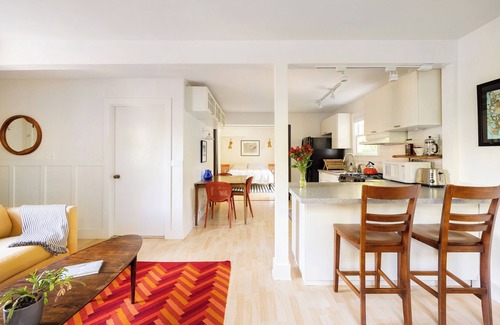 Bushrod Condo | Bright Retreat with Outdoor Space and Ocean Views