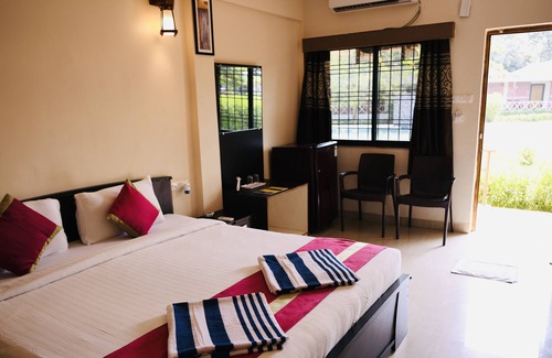 Mansar Hotel | Light House Waterpark & Resort