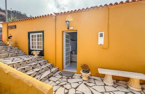 Los Quemados Apartment | Lightbooking Colon II Fuencaliente vistas al mar 7