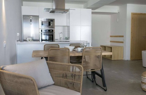 Telde Apartment | Guest Rated 10/10: Lightbooking Edem III with Ocean View