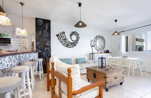 La Matanza de Acentejo House | Refreshing Escape at Lightbooking Window to the Sea Tenerife