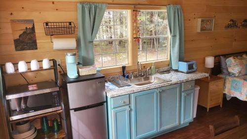 Bass Harbor House | Pet-Friendly Lighthouse Cabins in Scenic Maine - 9.7/10 Rated