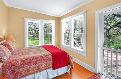 Johnson City House | Discover Lighthouse Hill Ranch - Pet-Friendly Getaway