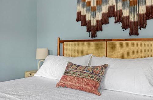 Saint Joseph House | Pet-Friendly Retreat at Lighthouse Lookout - 4 Star Stay