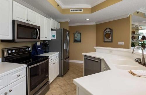Orange Beach Apartment | Oceanfront Retreat at Phoenix On The Bay 2208 by Meyer Rentals