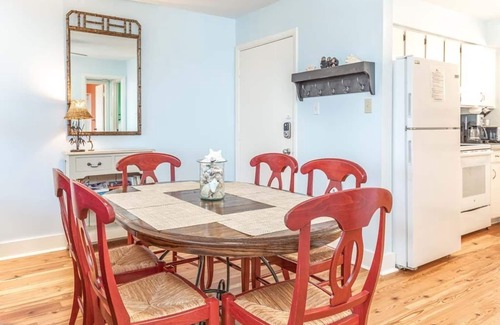Tybee Island Condo | Oceanfront Condo at Lighthouse Point 13B with Pool & Spa!