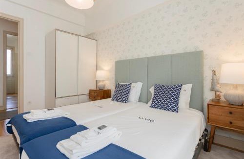 Centro / Baixa Apartment | Charming Liiiving in Porto | Family-Friendly with Hot Tub