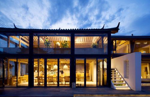 Shuhe Old Town Hotel | Lijiang Jinghua Inn