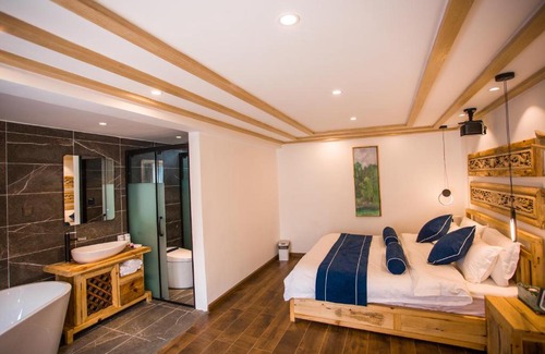 Shuhe Old Town House | Exceptional Guest Houses in Lijiang with Ocean Views