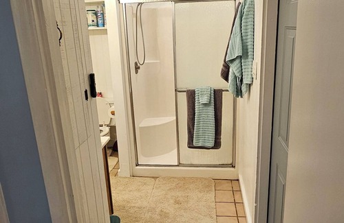 Savannah Apartment | Like a great hotel room, but parking, more Thoughtful, and Much Better!