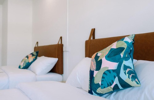 Huay Kaew House | Experience Local Living with Pool & Breakfast Amenities