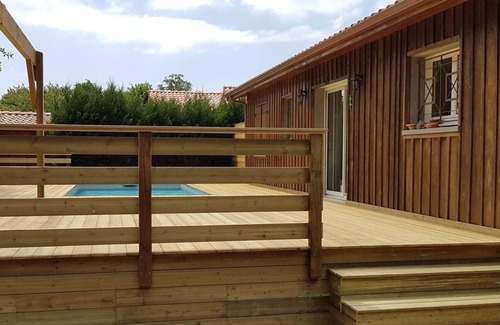 Taussat House | Feel at Home with Pool and Breakfast for Memorable Stays